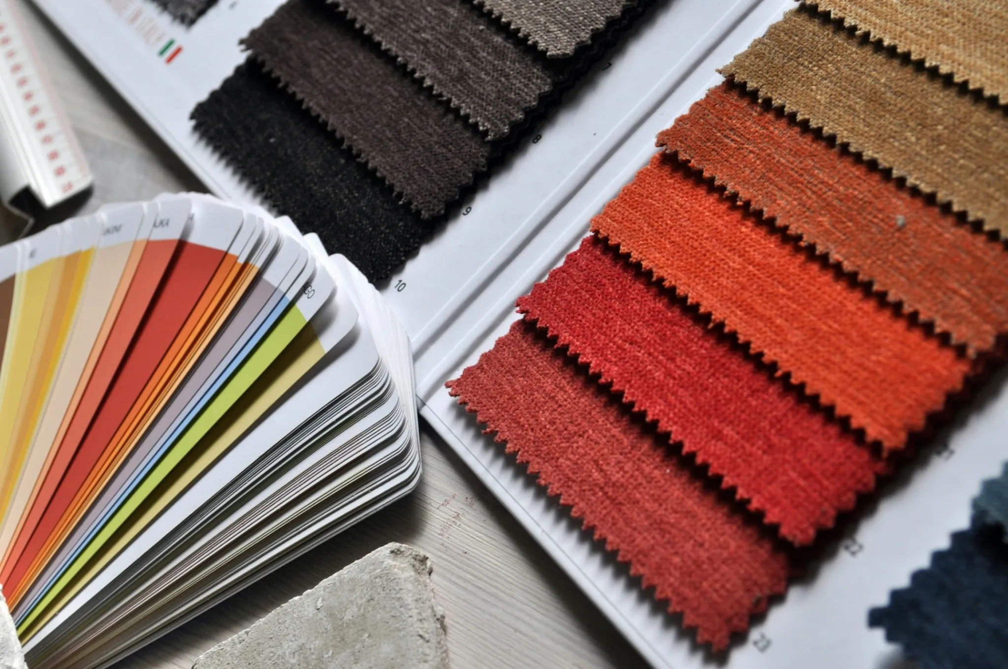 Traditional costume fashion: colors, patterns & their meaning | MOSER Blog